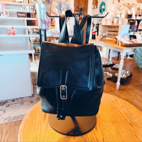 TCoach Vintage Y2K Legacy Smooth Black Leather Backpack Style 9858 main image 8
